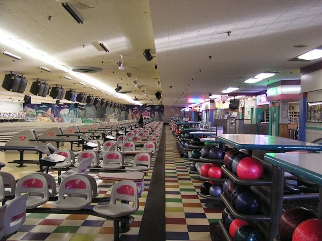 Waveland Bowl